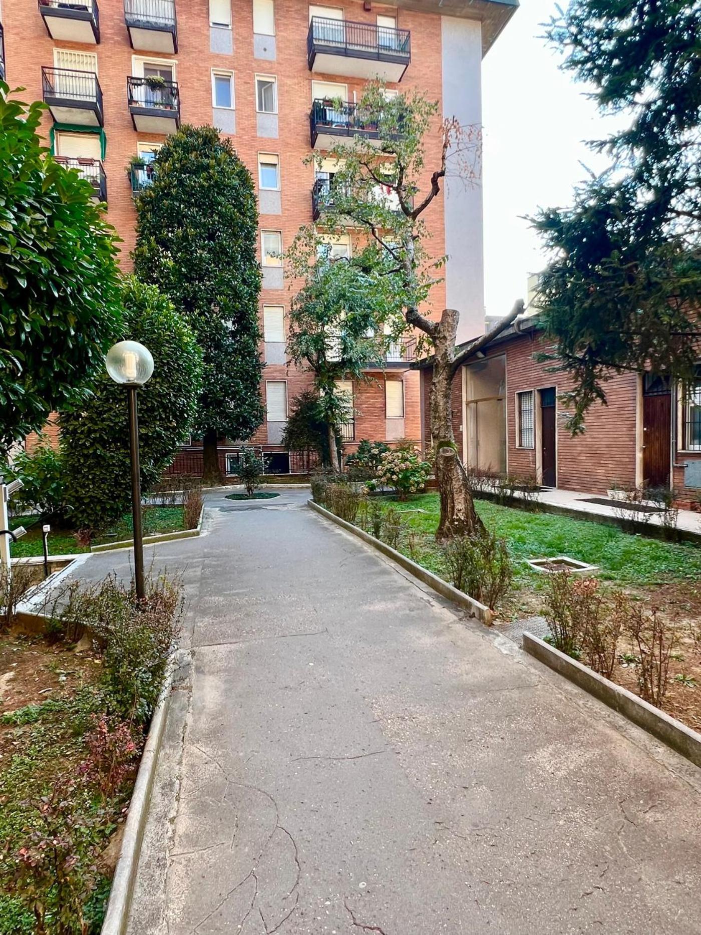 Moderno Ed Elegante Loft Con Balcone Apartment Milan Exterior photo