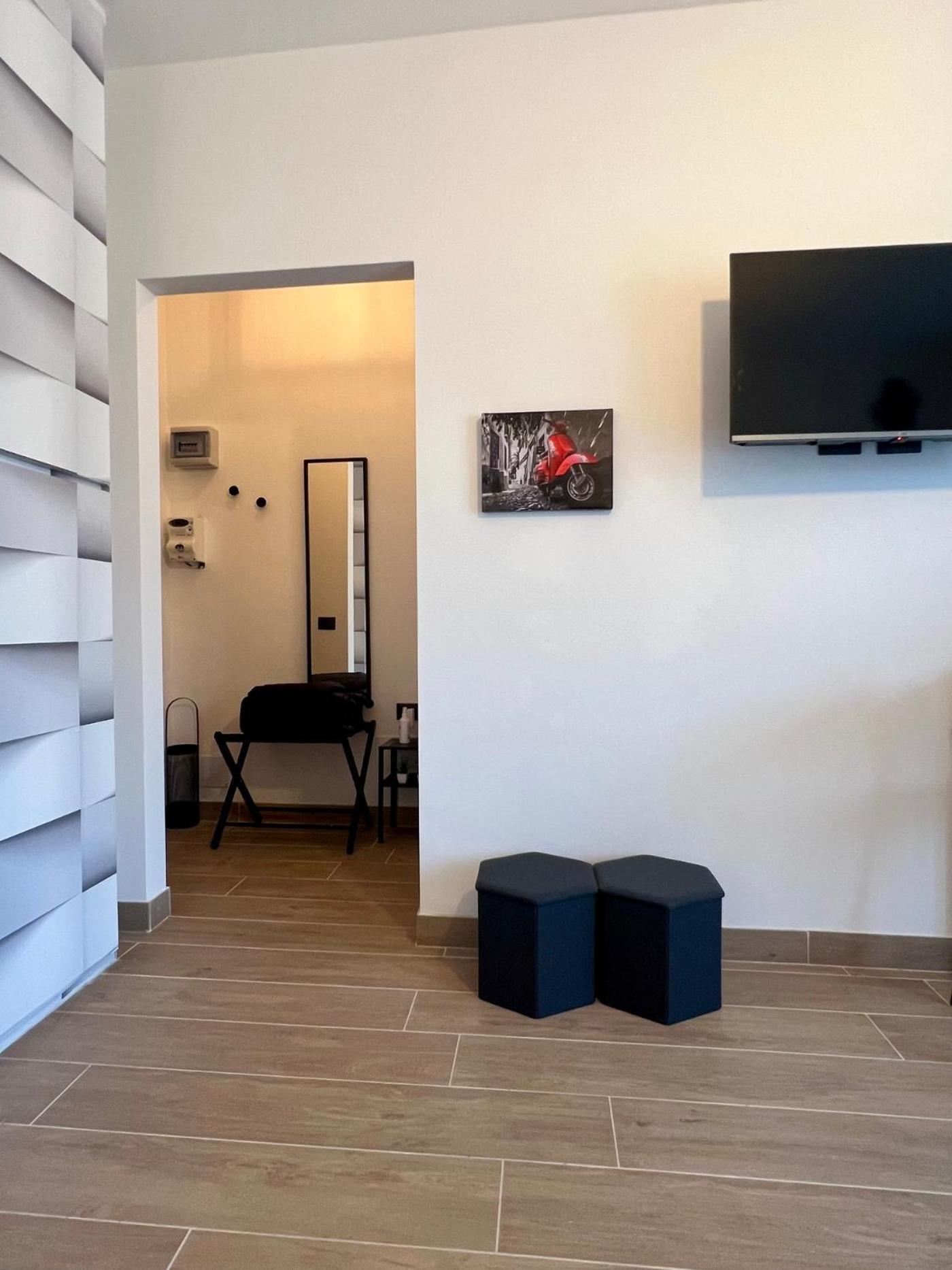 Moderno Ed Elegante Loft Con Balcone Apartment Milan Exterior photo