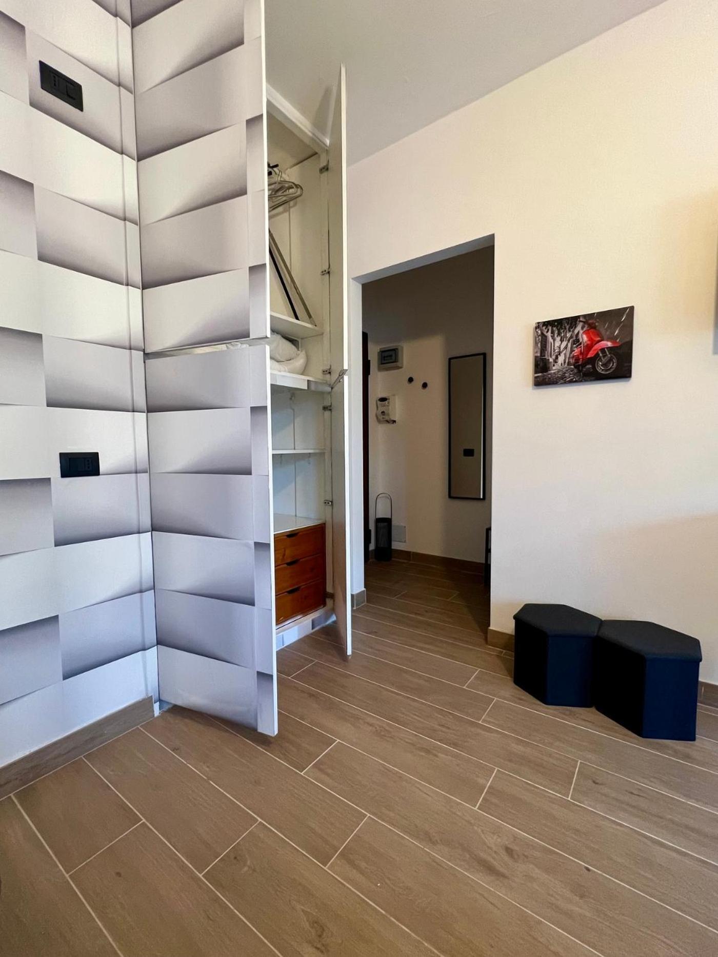 Moderno Ed Elegante Loft Con Balcone Apartment Milan Exterior photo